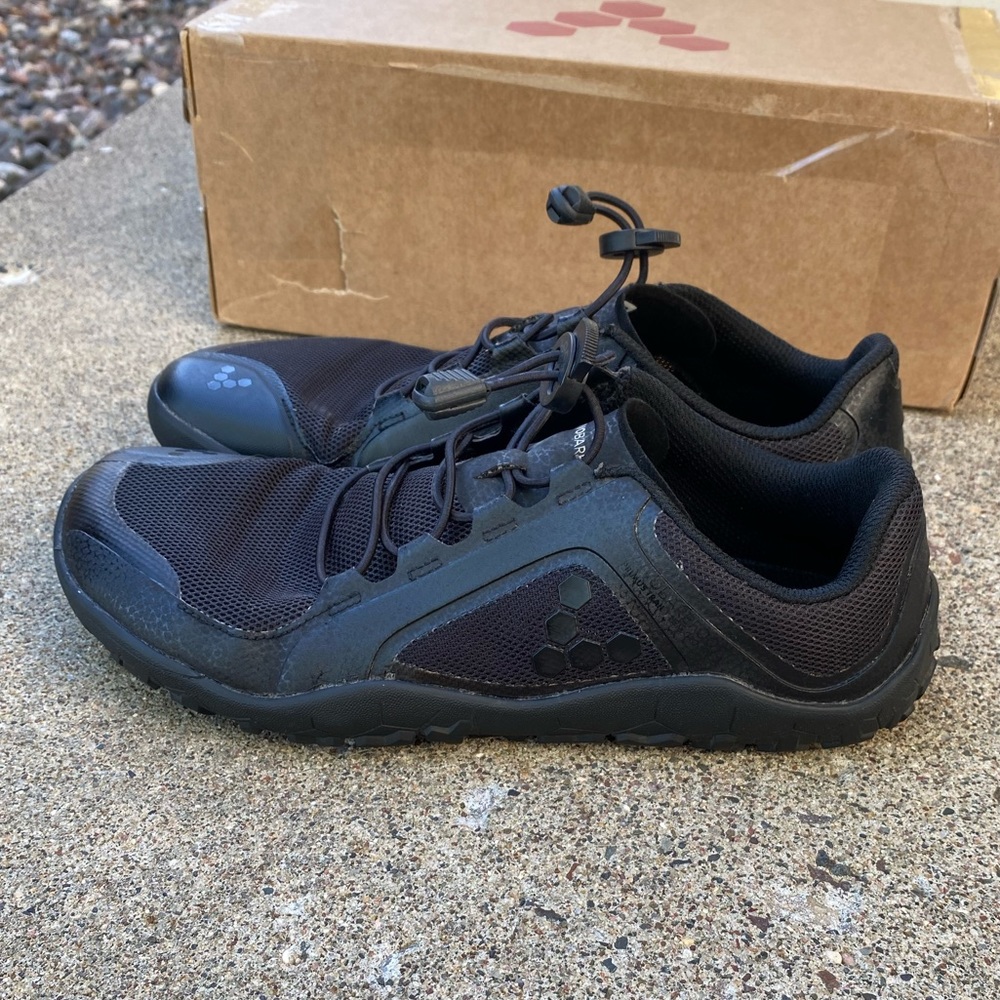 EU40 vivobarefoot trail hiking shoes